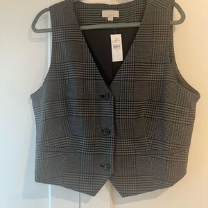 LOFT Women's Black and Gray Checkered Vest